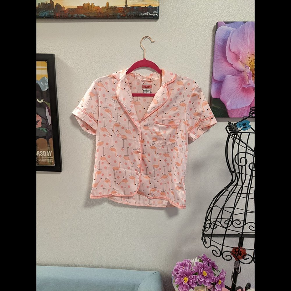 Kate Spade "Strut Your Stuff" Pink Flamingo Faux Satin Pajama Top - Picture 3 of 4
